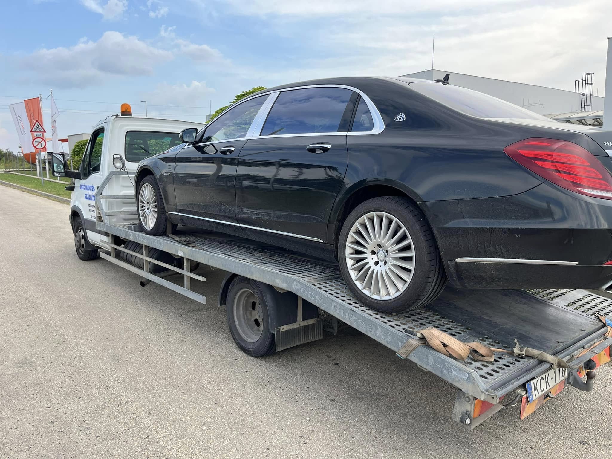 Mercedes Maybach luxusautó szállítása
